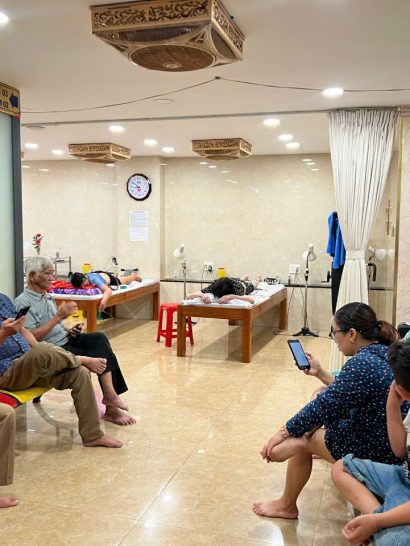 ChanTriDongYNhanHoa-ngoicho